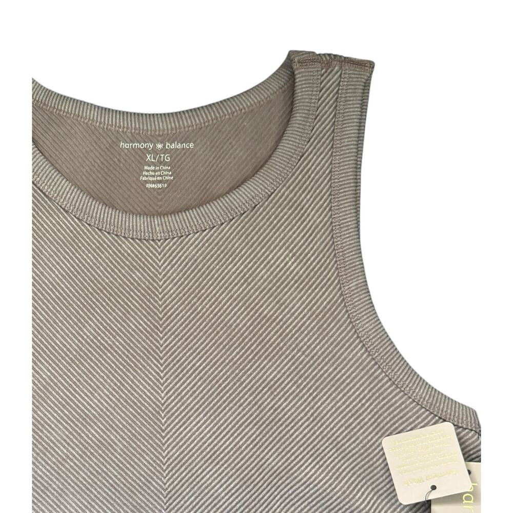 Harmony and Balance XL Seamless Ribbed Chevron Crop Tank Top NWT Gray | NWT